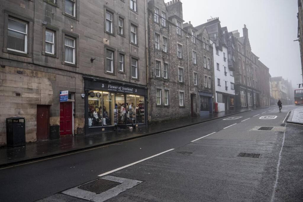 The Perfect Home On Royal Mile Edinburgh Exterior photo