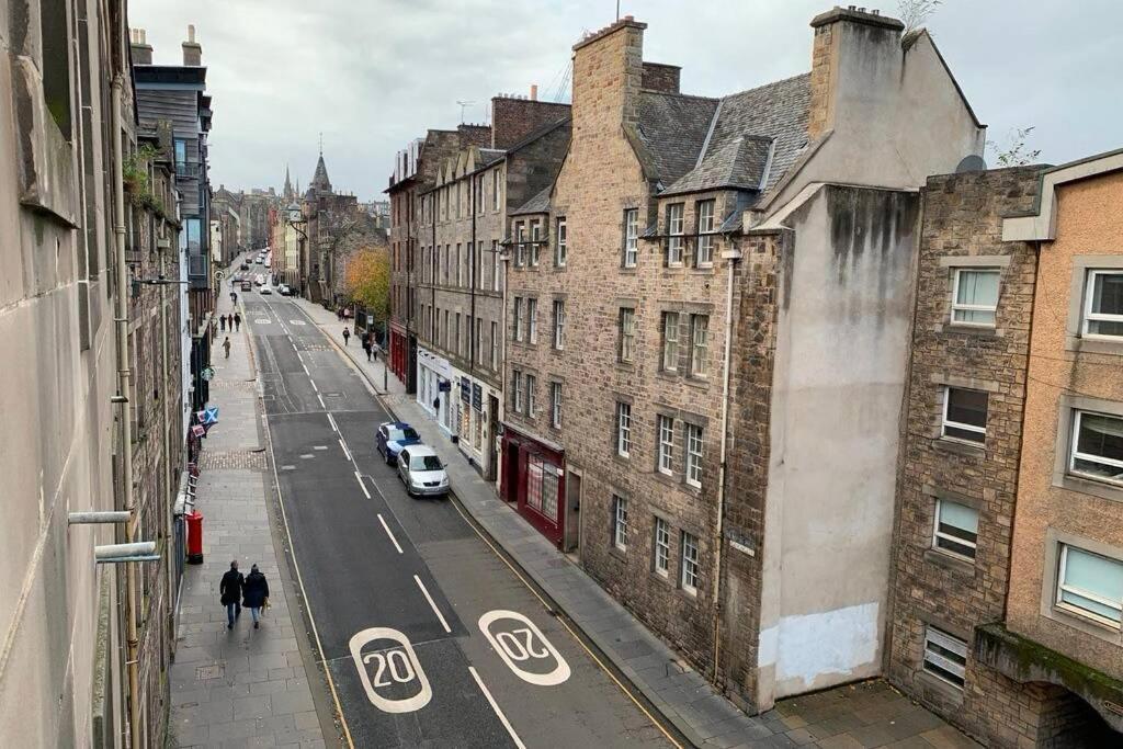The Perfect Home On Royal Mile Edinburgh Exterior photo